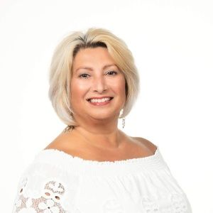 Meet your Posher, Nikki